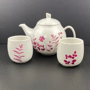 David's Tea Set with Pink Floral Design Teapot and 2 Cups